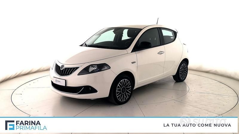 Usata Lancia Ypsilon 2024 Bianco Utilitaria