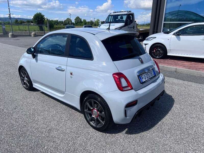 Usata Abarth 595 145 CV (106 kW) 2017 Grigio Utilitaria