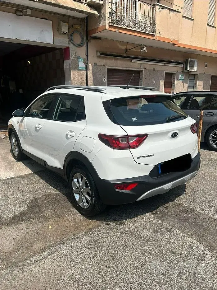 Usata Kia Stonic 100 CV (73 kW) 2019 SUV
