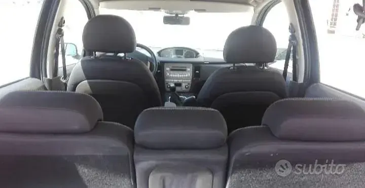 Usata Lancia Musa 90 CV (66 kW) 2008 Nero Monovolume