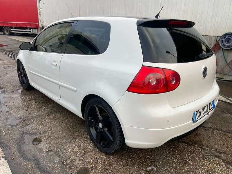 Usato 2008 VW Golf V 2.0 Diesel 140 CV (3.800 €)