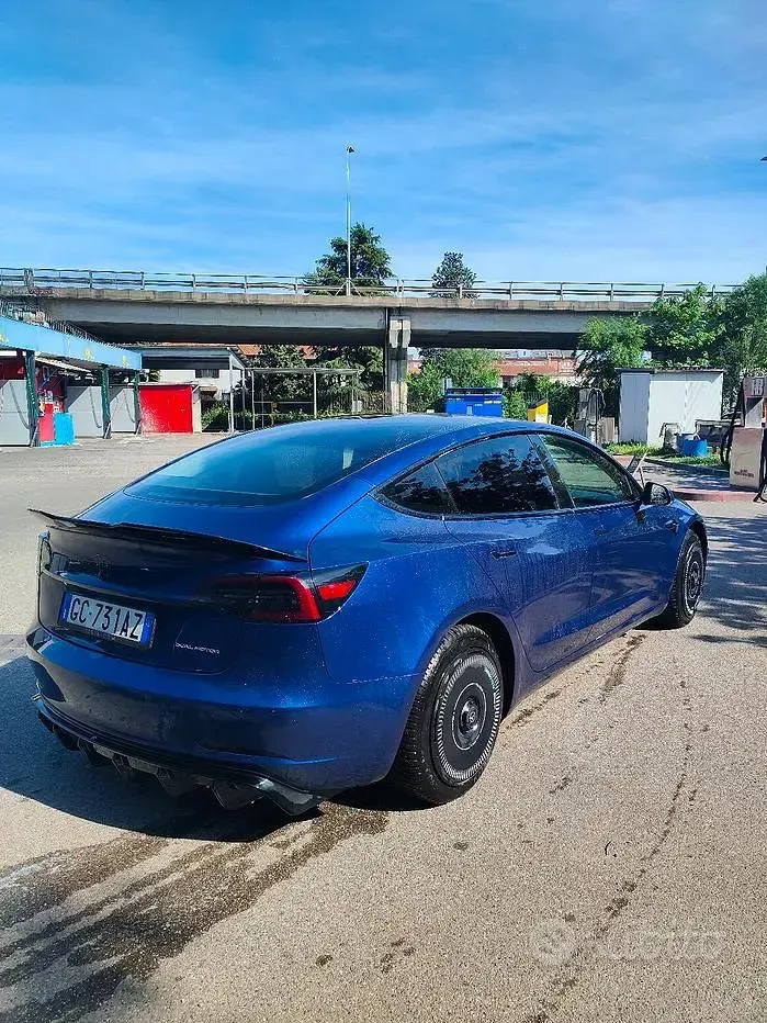 Usata Tesla Model 3 Long Range AWD 152 kW (208 CV) 2020 Blu Berlina