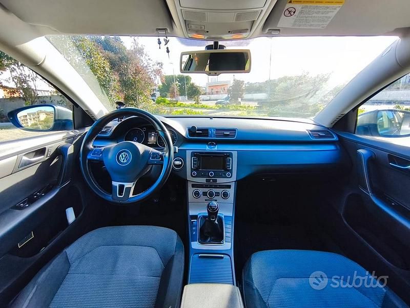 Usata VW Passat 105 CV (77 kW) 2013 Grigio Station wagon