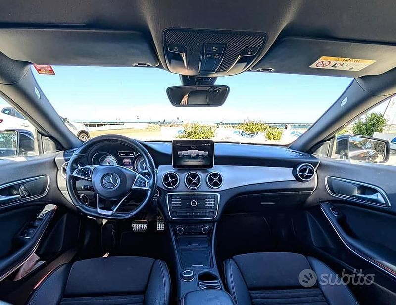 Usata Mercedes CLA200 136 CV (100 kW) 2016 Nero Station wagon