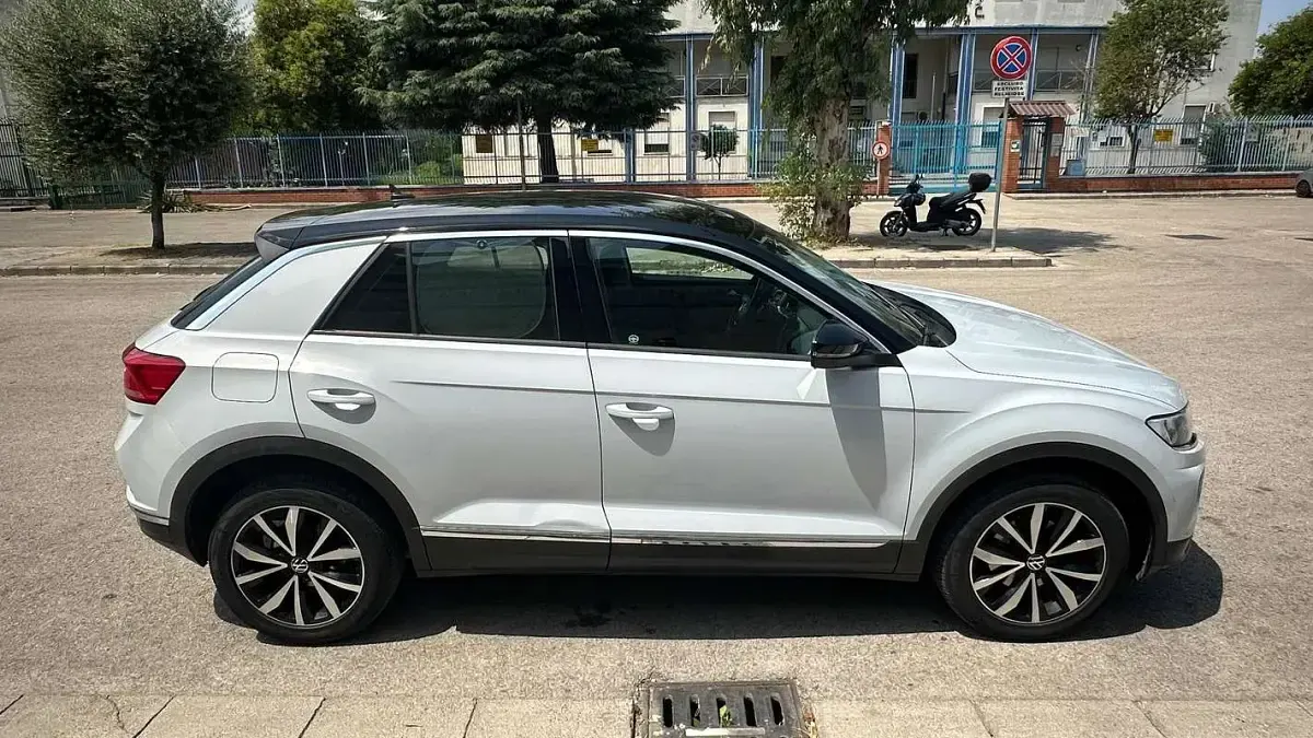 Usata VW T-Roc Style 110 CV (80 kW) 2020 Bianco SUV