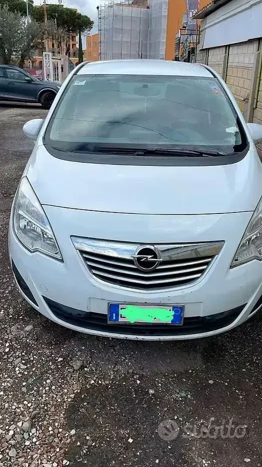 Usata Opel Meriva 120 CV (88 kW) 2011 Monovolume
