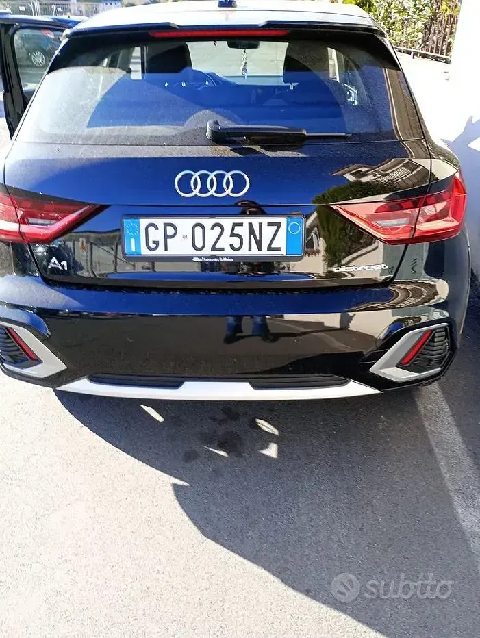 Usata Audi A1 150 CV (110 kW) 2023 Nero SUV