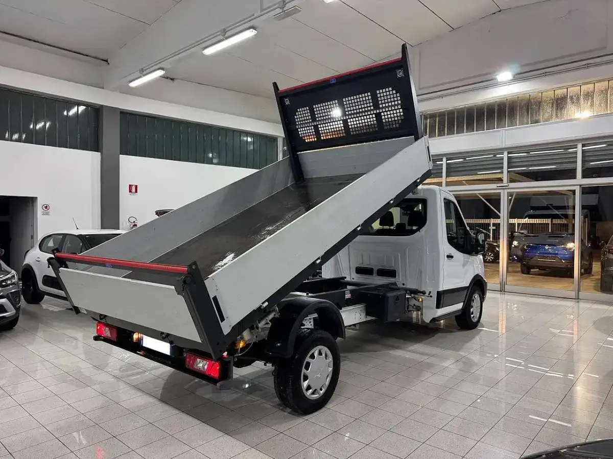 Usata Ford Transit 131 CV (96 kW) 2024 Bianco Furgone
