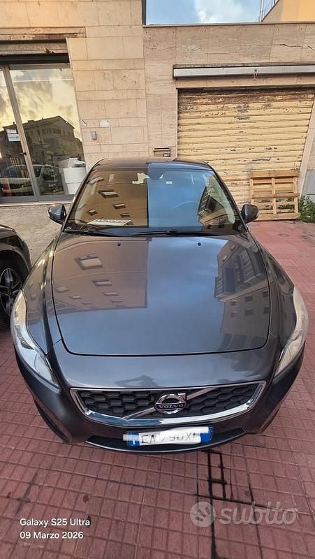 Usata Volvo C30 R-Design 109 CV (80 kW) 2010 Grigio Utilitaria