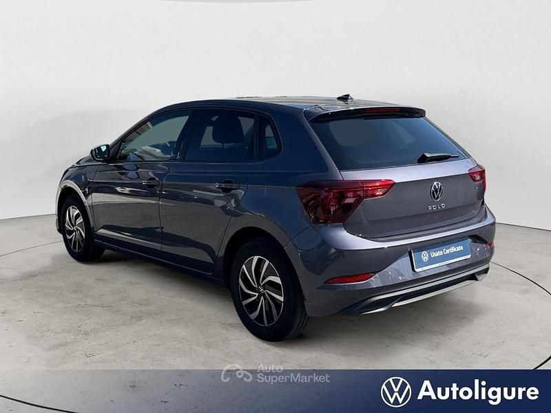 Usata VW Polo Life 95 CV (69 kW) 2023 Grigio Utilitaria