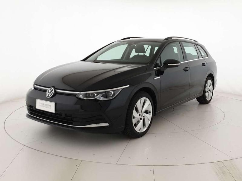 Deep black perlato Usata 2024 VW Golf VIII Style Station wagon | 27.900 € (Buon prezzo) - Immagine 1/4