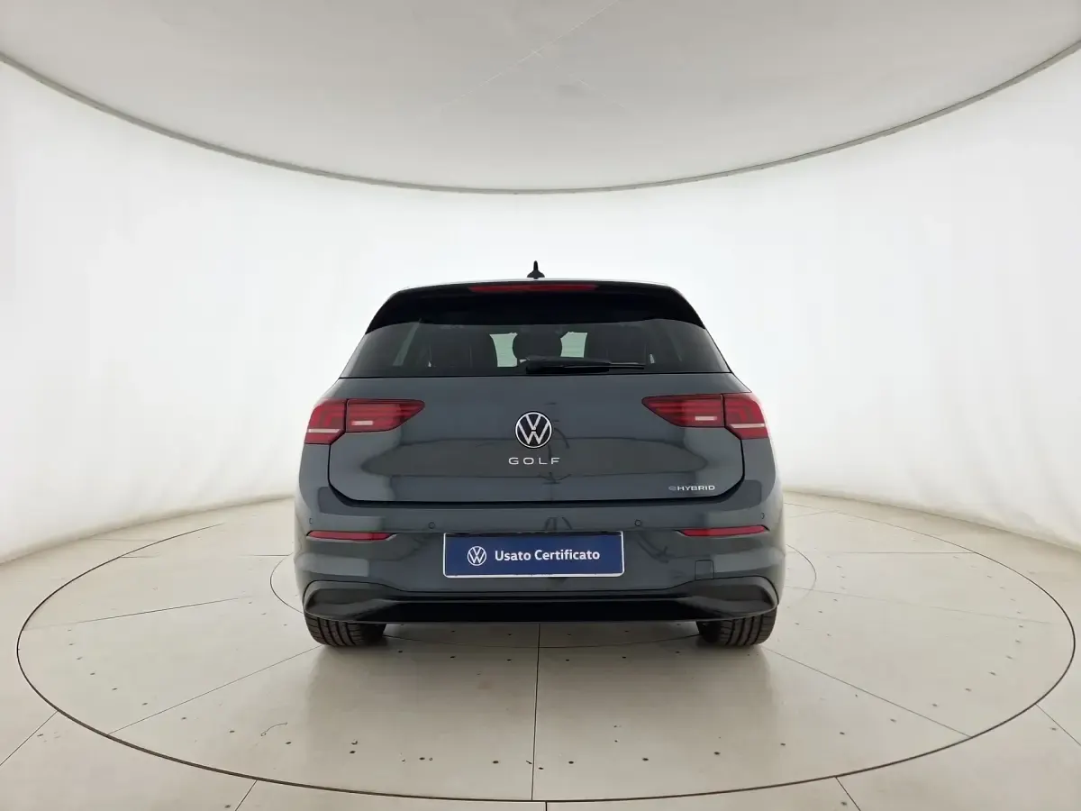 Nuova VW Golf VIII Edition 204 CV (150 kW) 2026 Dolphin grey metallizzato Berlina