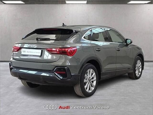 Usata Audi Q3 Sportback Business Plus 190 CV (139 kW) 2023 Grigio chronos SUV