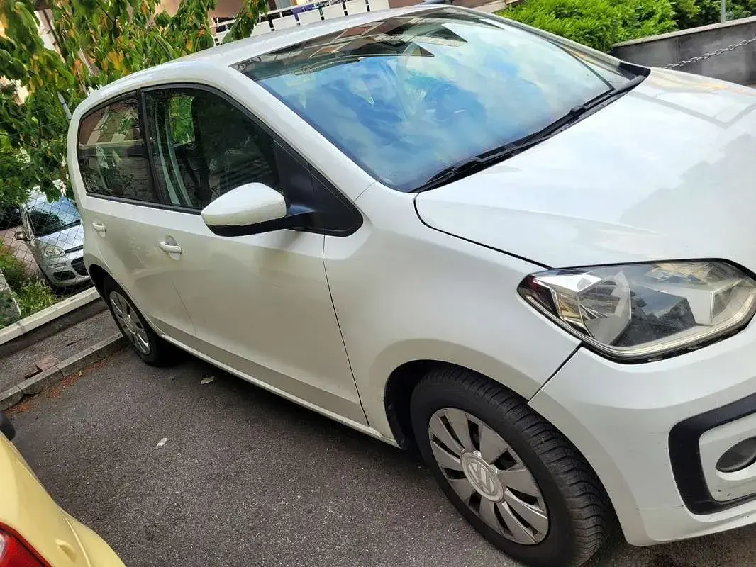 Usata VW up! Move 60 CV (44 kW) 2017 Bianco Utilitaria