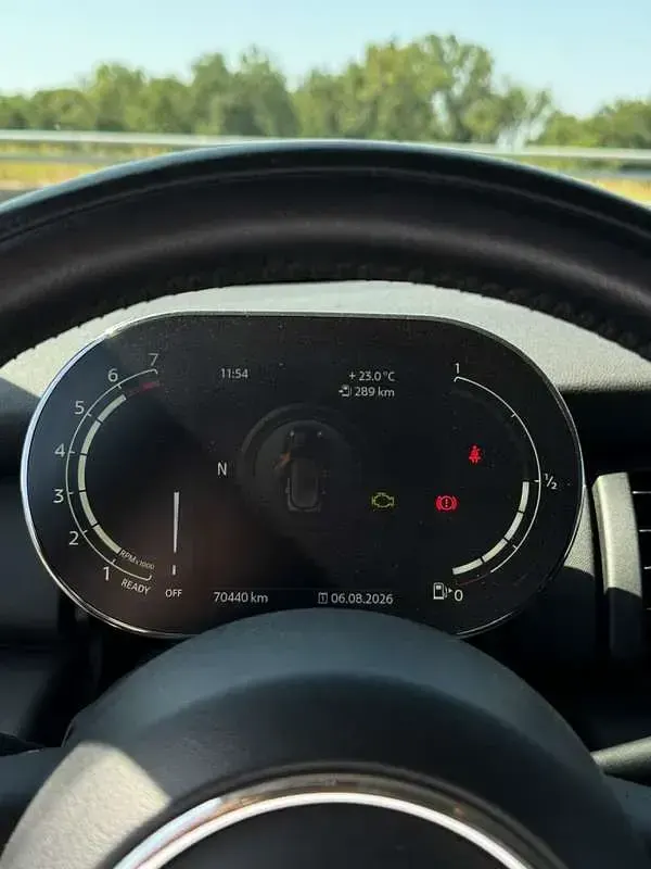 Usata Mini ONE 75 CV (55 kW) 2020 Grigio Utilitaria