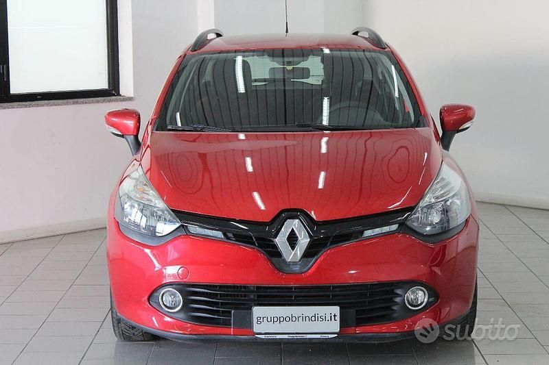 Usata Renault Clio GrandTour 75 CV (55 kW) 2016 Rosso Station wagon