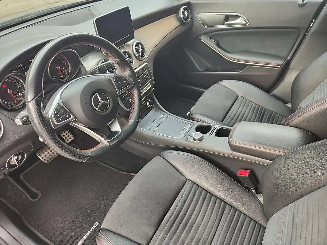 Usado Mercedes CLA200 Premium 136 CV (100 kW) 2019 Familiar