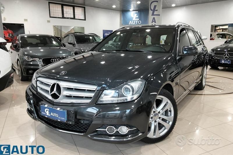 Usata Mercedes C200 Avantgarde 135 CV (99 kW) 2012 Grigio Station wagon