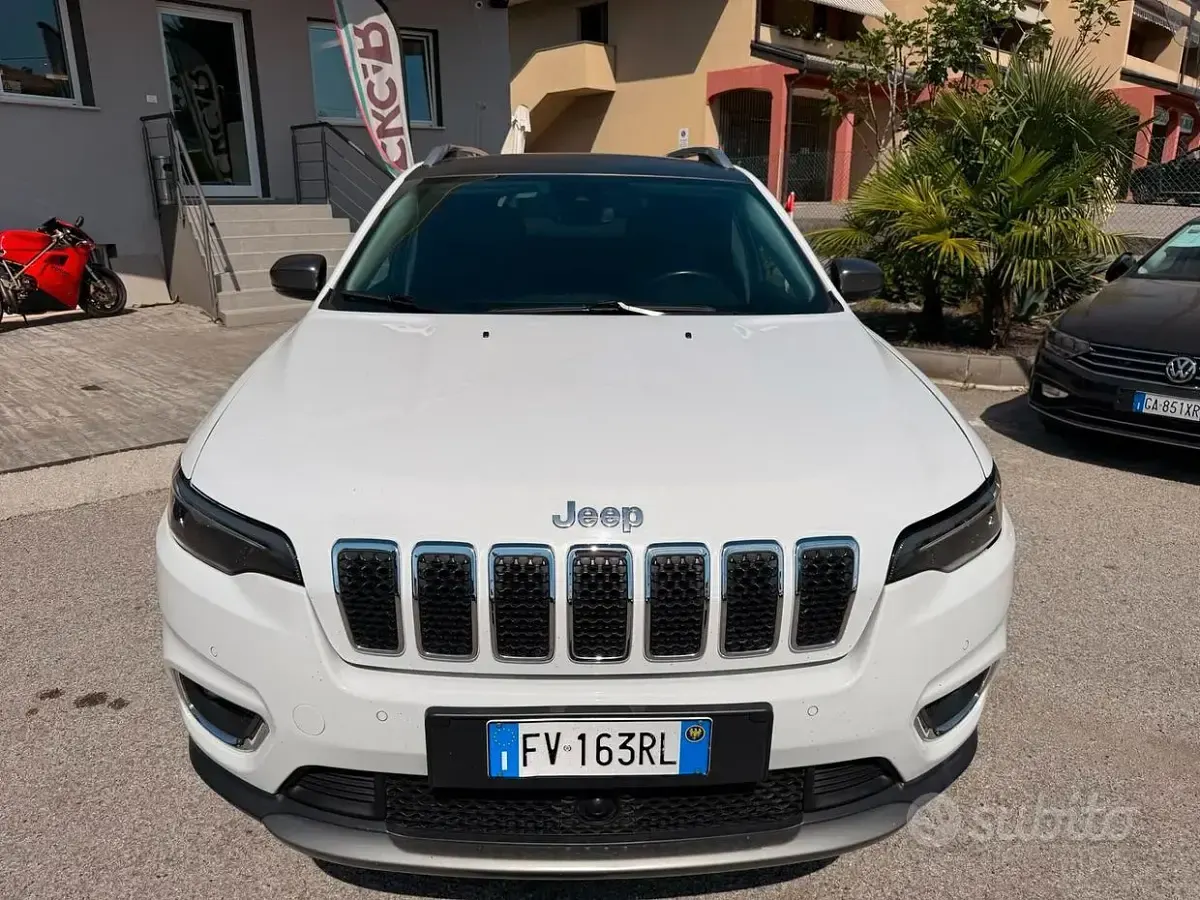 Usata Jeep Cherokee Limited 194 CV (142 kW) 2019 Bianco SUV