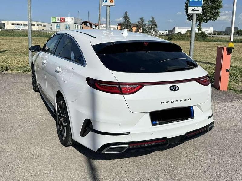 Usata Kia ProCeed GT-Line 136 CV (100 kW) 2021 Bianco Station wagon