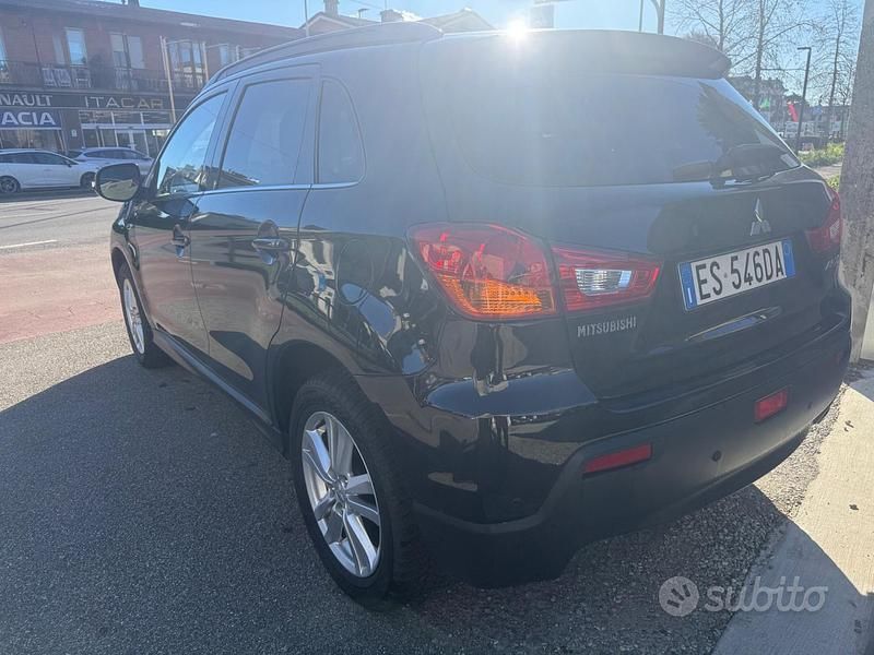 Usata Mitsubishi ASX Intense 117 CV (86 kW) 2013 Nero SUV