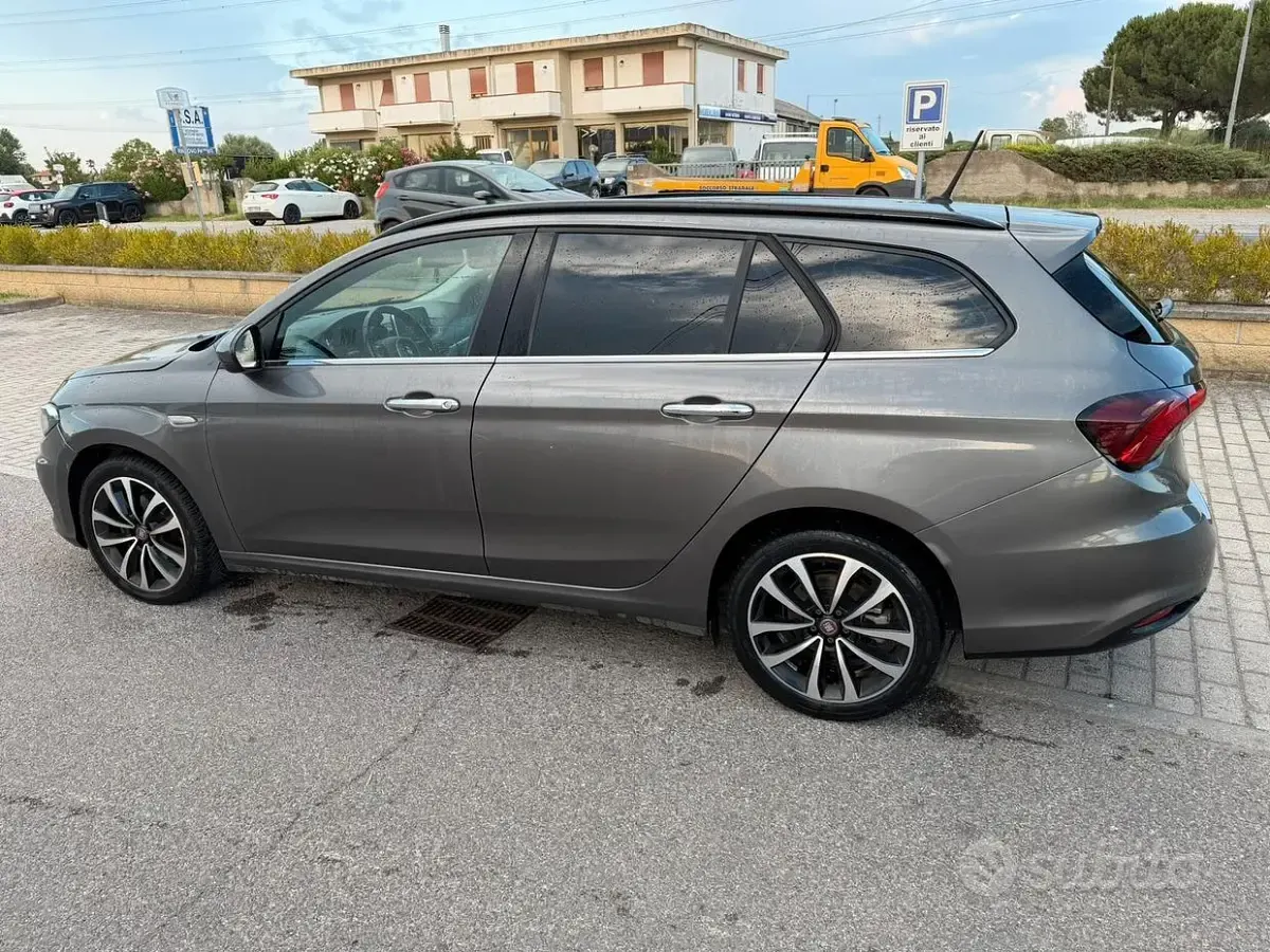 Usata Fiat Tipo 2018 Grigio Station wagon