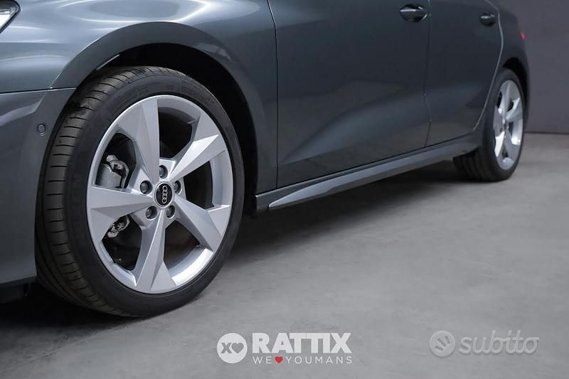 Usata Audi A3 S-Line 150 CV (110 kW) 2025 Grigio daytona Berlina