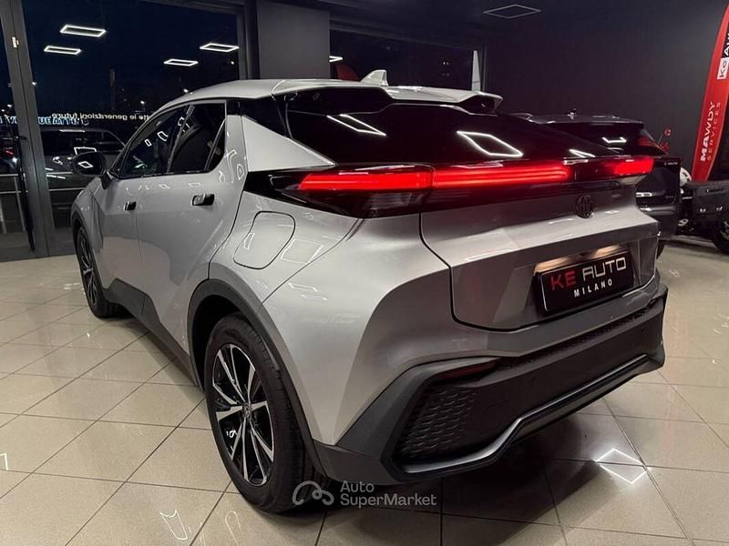 Usata Toyota C-HR Trend 98 CV (72 kW) 2025 Argento SUV