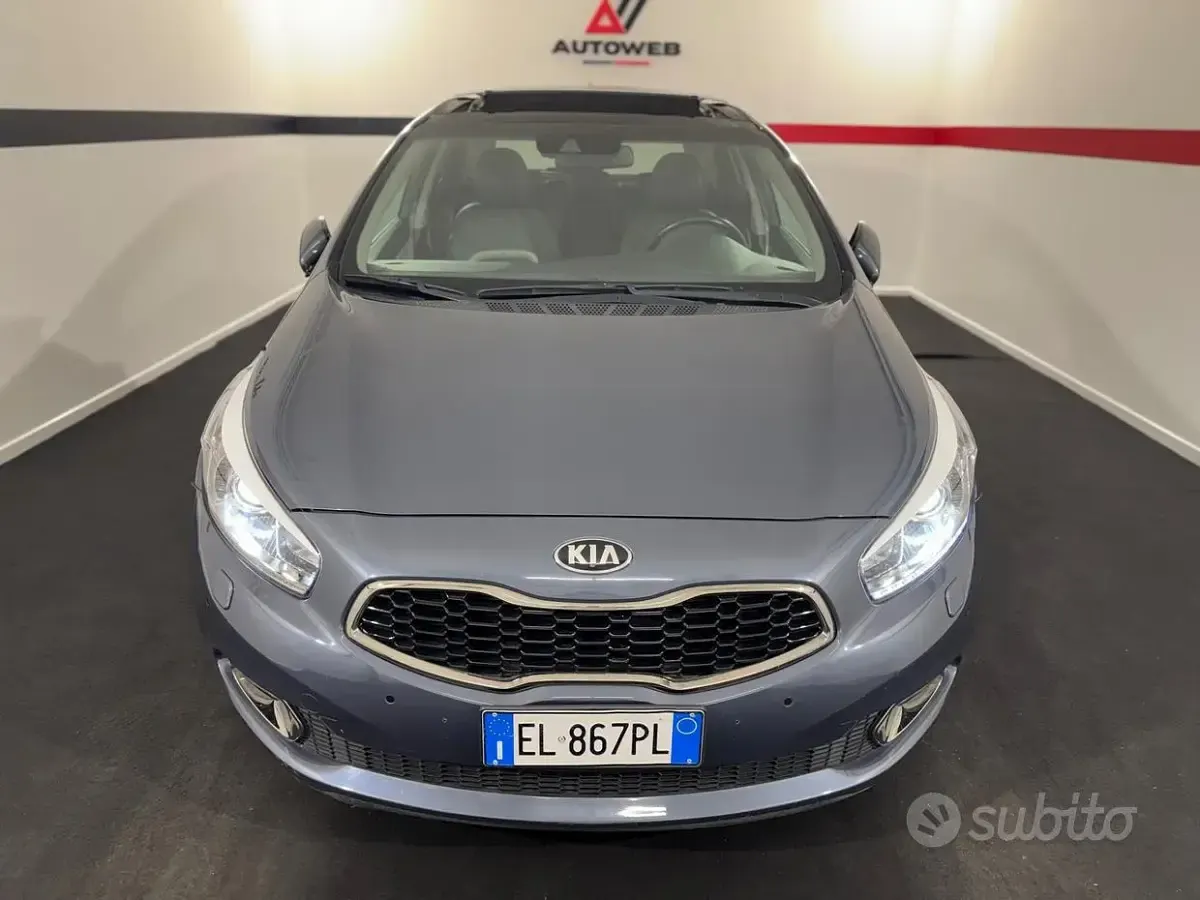 Usata Kia Ceed Platinum 135 CV (99 kW) 2012 Grigio Utilitaria