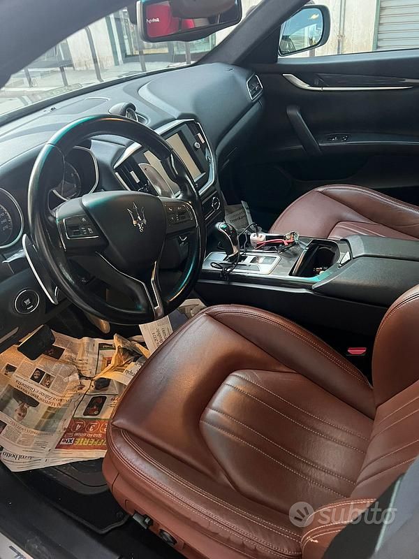 Usata Maserati Ghibli 250 CV (183 kW) 2014 Grigio Coupé