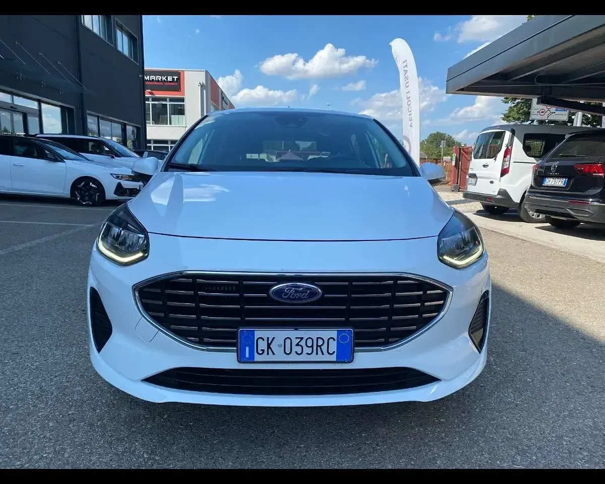 Usata Ford Fiesta Titanium 125 CV (91 kW) 2022 Grigio Utilitaria