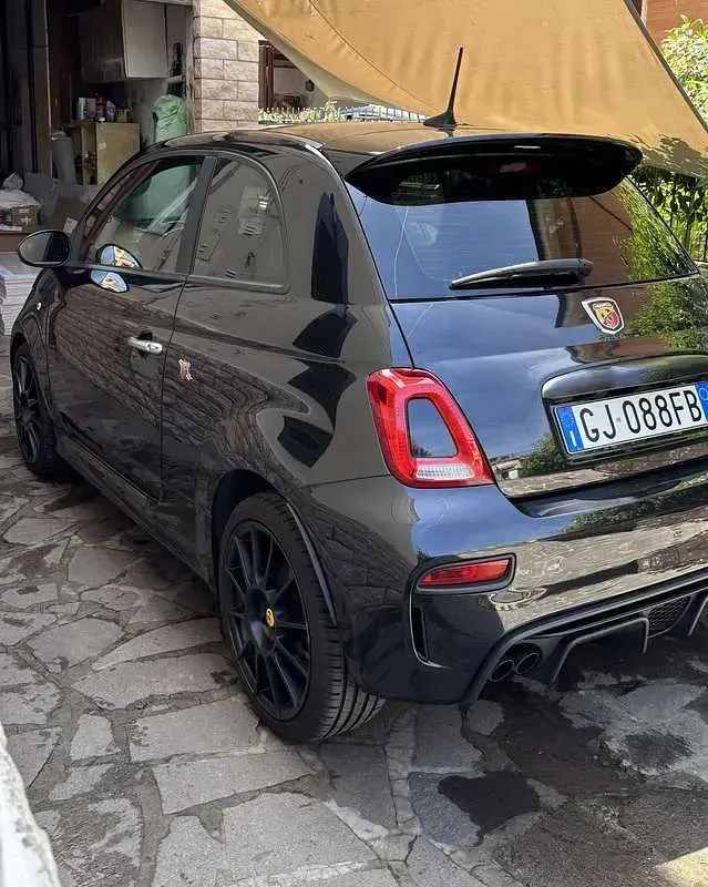 Usata Abarth 595 145 CV (106 kW) 2022 Nero Utilitaria