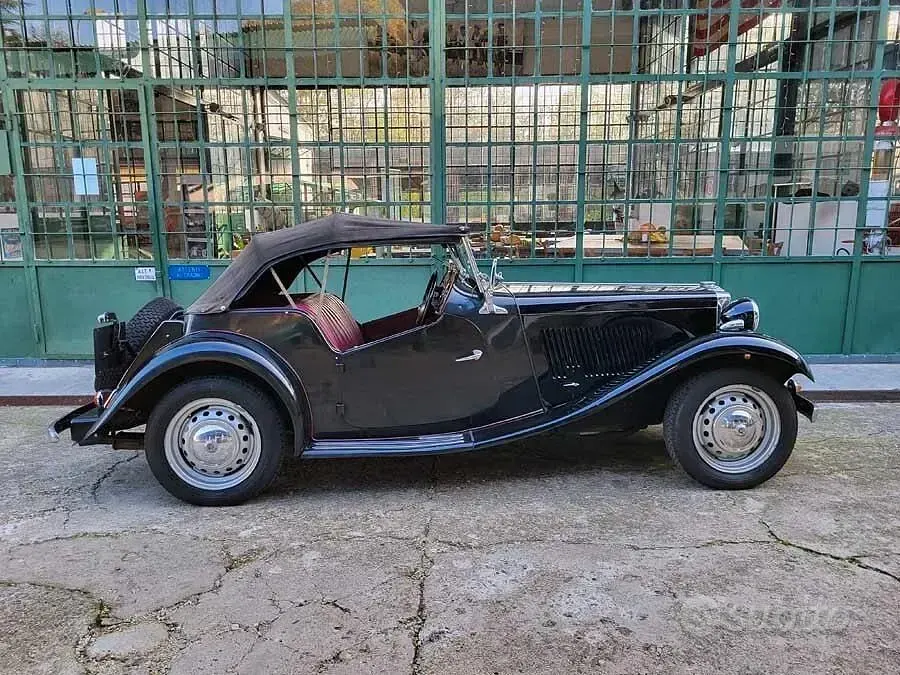 Usata MG Midget 55 CV (40 kW) 1950 Nero Cabrio
