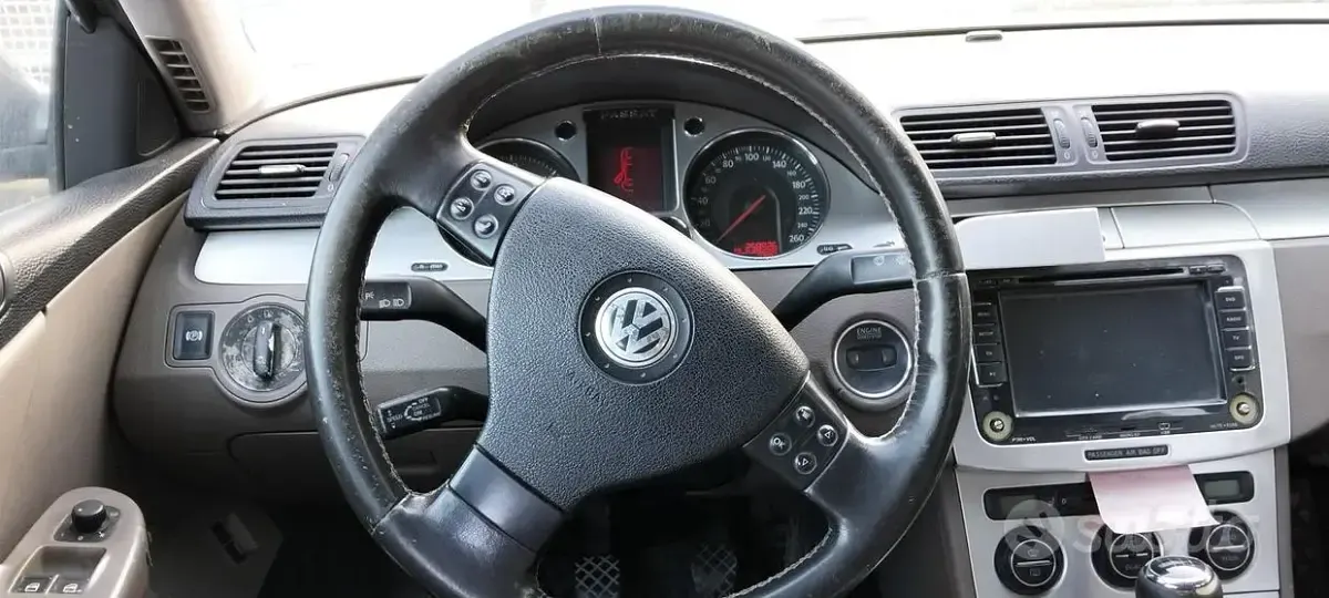 Usata VW Passat 140 CV (102 kW) 2006 Berlina