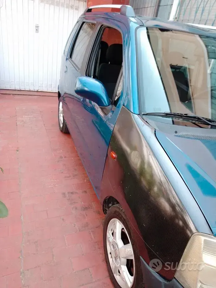 Usata Opel Agila 60 CV (44 kW) 2004 Bluazzurro Monovolume