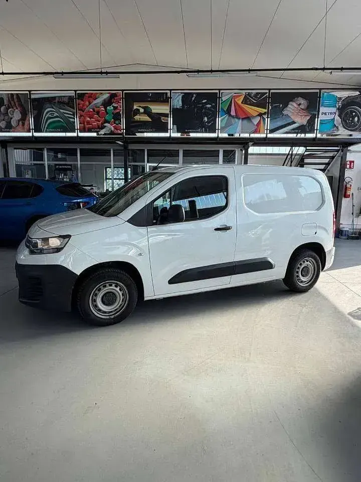Usata Citroën e-Berlingo 102 CV (75 kW) 2020 Bianco Monovolume