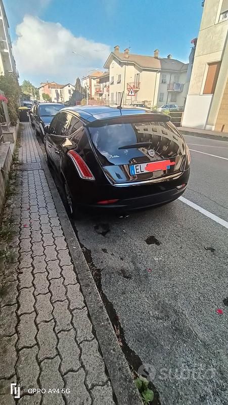 Gebraucht Lancia Delta Gold 165 PS (121 kW) 2012 Schwarz Kleinwagen