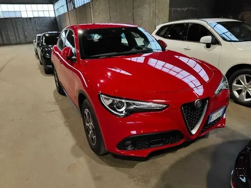 Usata Alfa Romeo Stelvio Super 190 CV (139 kW) 2022 Rosso SUV