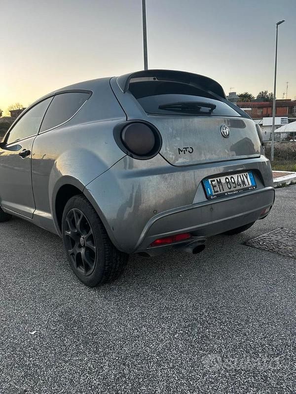 Usata Alfa Romeo MiTo 95 CV (69 kW) 2011 Grigio Utilitaria