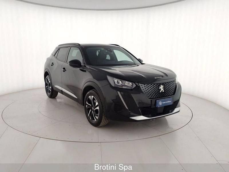 Usata Peugeot 2008 Allure 131 CV (96 kW) 2023 Nero metallizzato SUV