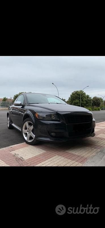 Usata Volvo C30 R-Design 2009 Nero Utilitaria