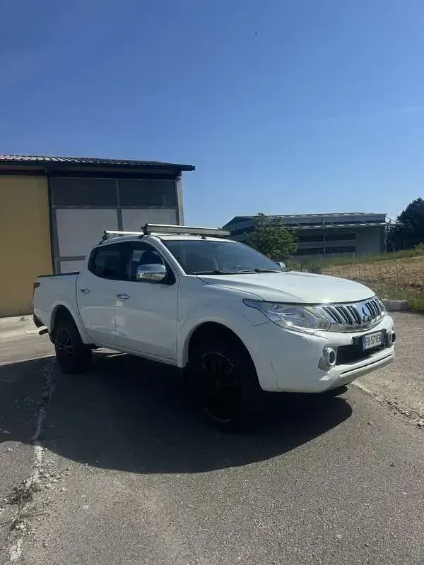 Usata Mitsubishi L200 Intense 154 CV (113 kW) 2016 Pick-up