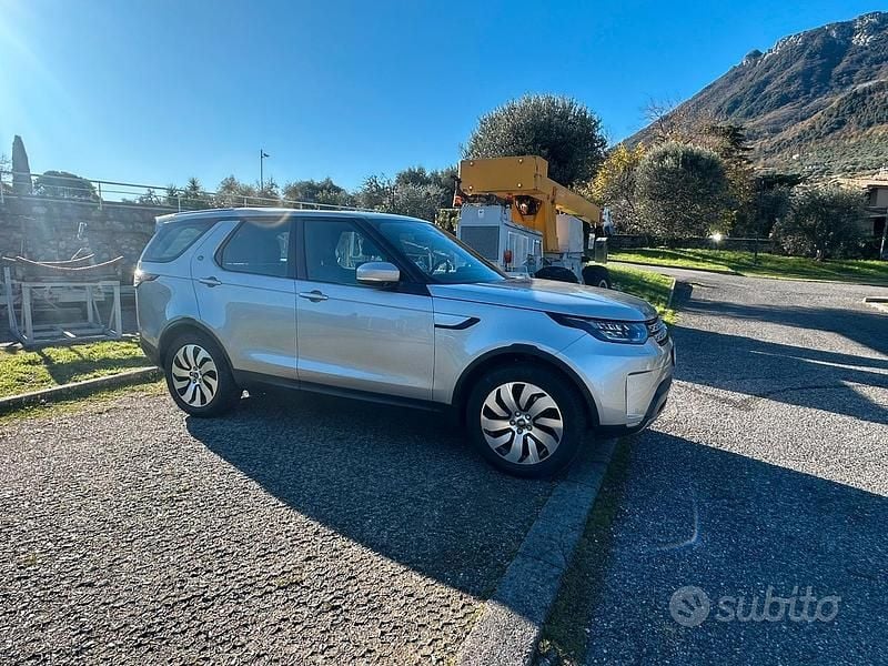 Usata 2017 Land Rover Discovery 5 HSE SUV | 29.500 € (Molto cara) - Immagine 1/4