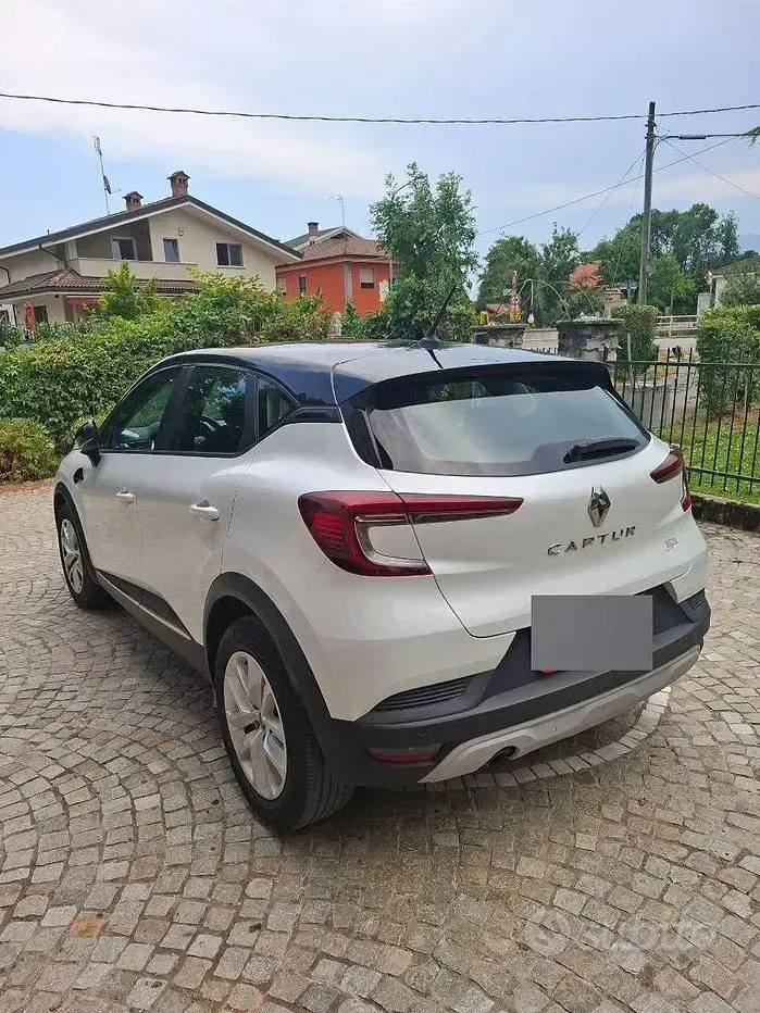 Usata Renault Captur 116 CV (85 kW) 2020 Bianco SUV