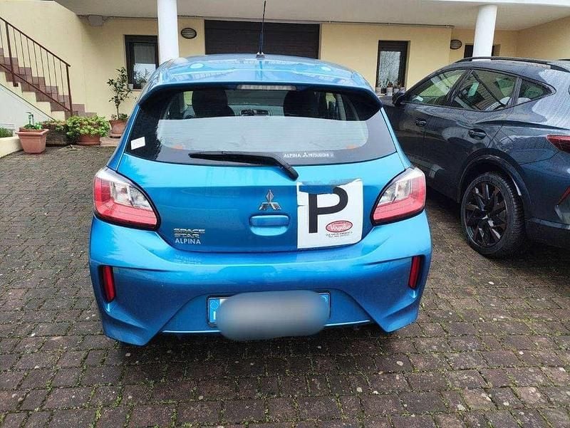 Usata Mitsubishi Space Star 71 CV (52 kW) 2021 Blu/azzurro Utilitaria
