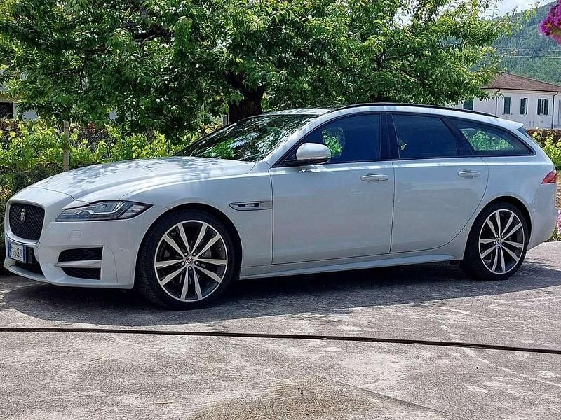 Usata Jaguar XF Sportbrake R-Sport 179 CV (131 kW) 2018 Bianco Station wagon