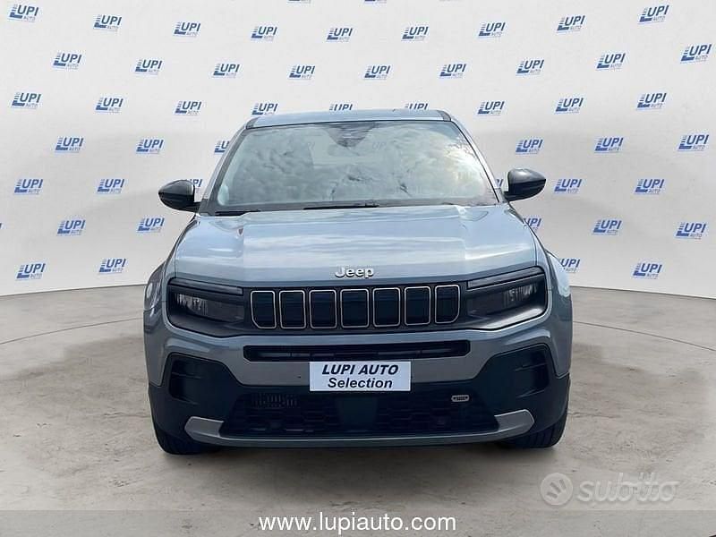 Usata Jeep Avenger Altitude 101 CV (74 kW) 2024 Grigio SUV