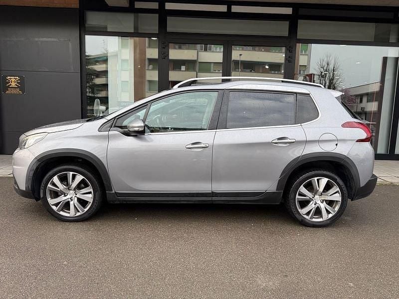 Usata Peugeot 2008 Allure 99 CV (72 kW) 2018 Grigio scuro SUV