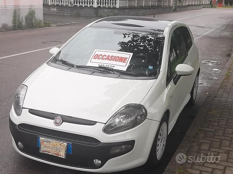 Bianco Usata 2011 Fiat Grande Punto Sport Due volumi | 2499 € (Ottimo prezzo) - Immagine 1/4