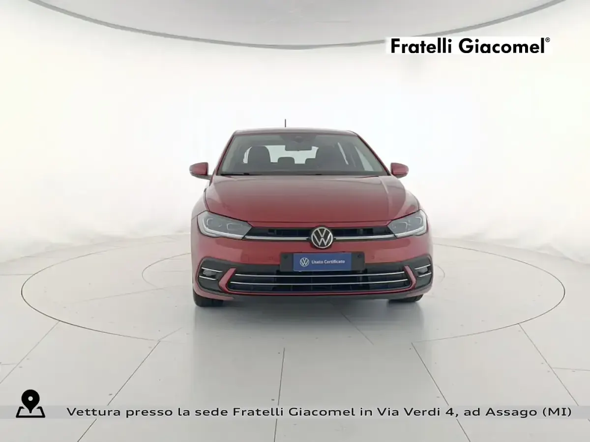 Käytetty VW Polo Style 95 HP (69 kW) 2022 Punainen Viistoperä